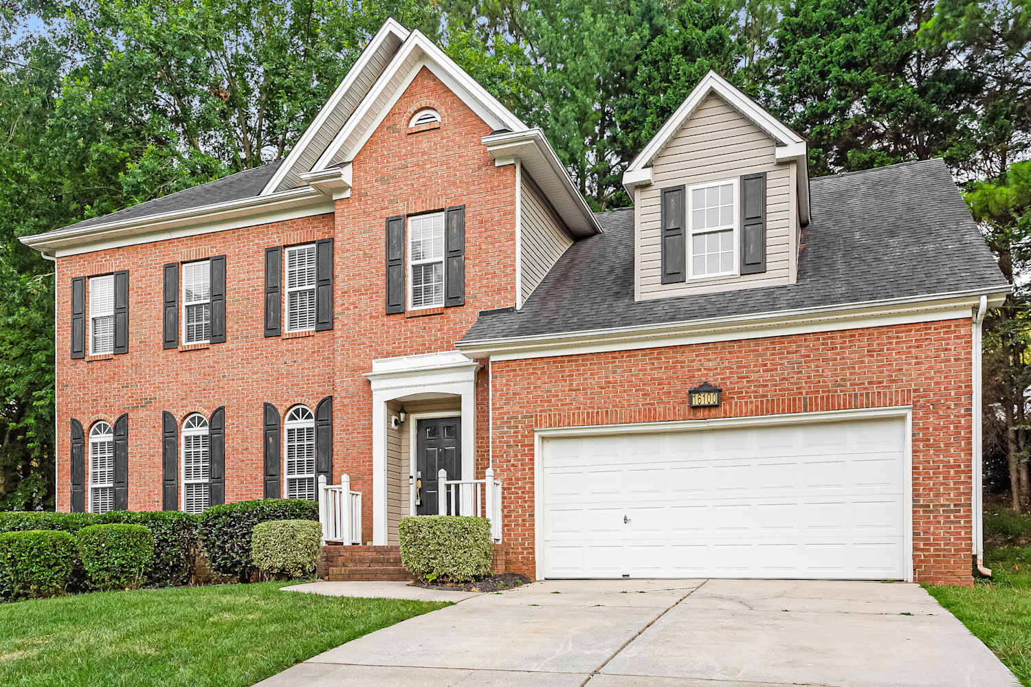 16100 Epiphany Ct photo 4