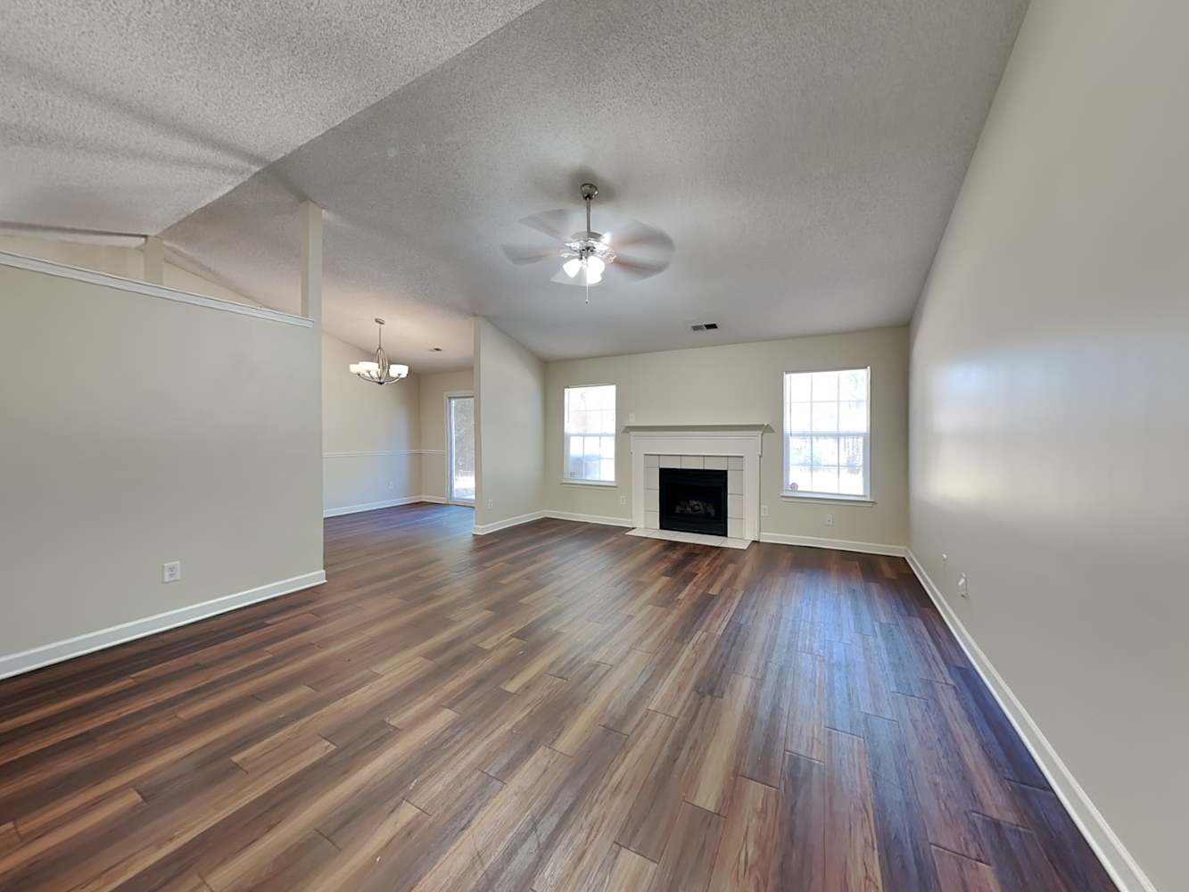 2108 Genesis Dr photo 4