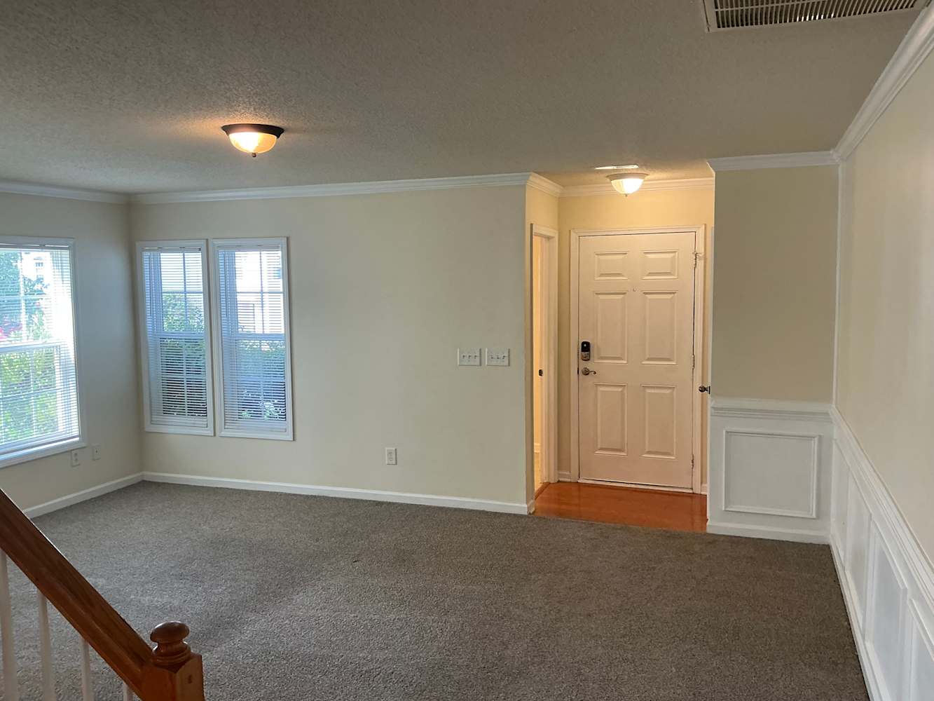 2516 Quarry Ridge Ln photo 2