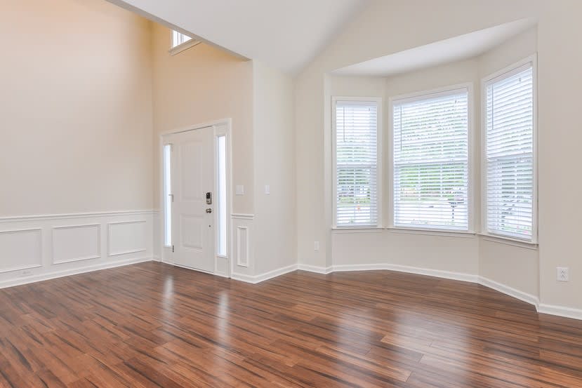 5600 Keowee Way photo 3