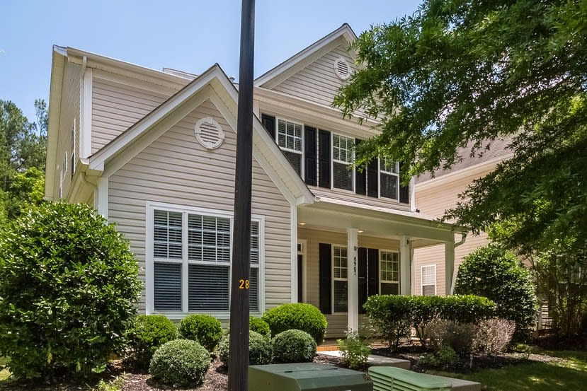 8907 Cinder Ln photo 2