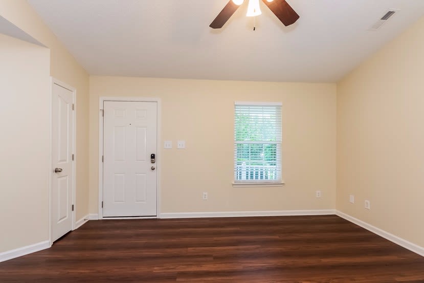 11243 Northwoods Forest Dr photo 4