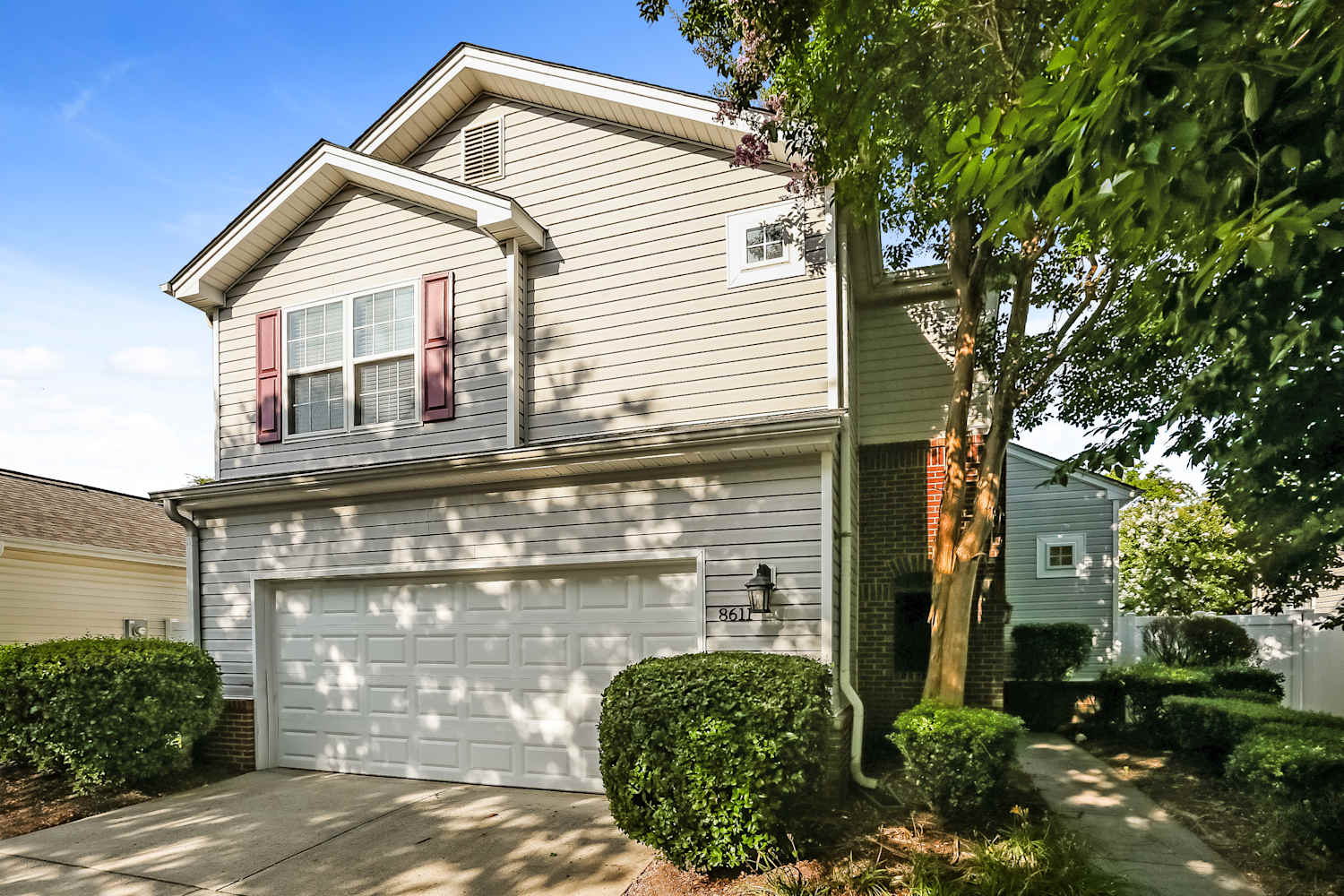 8611 Meadowmont View Dr photo 4