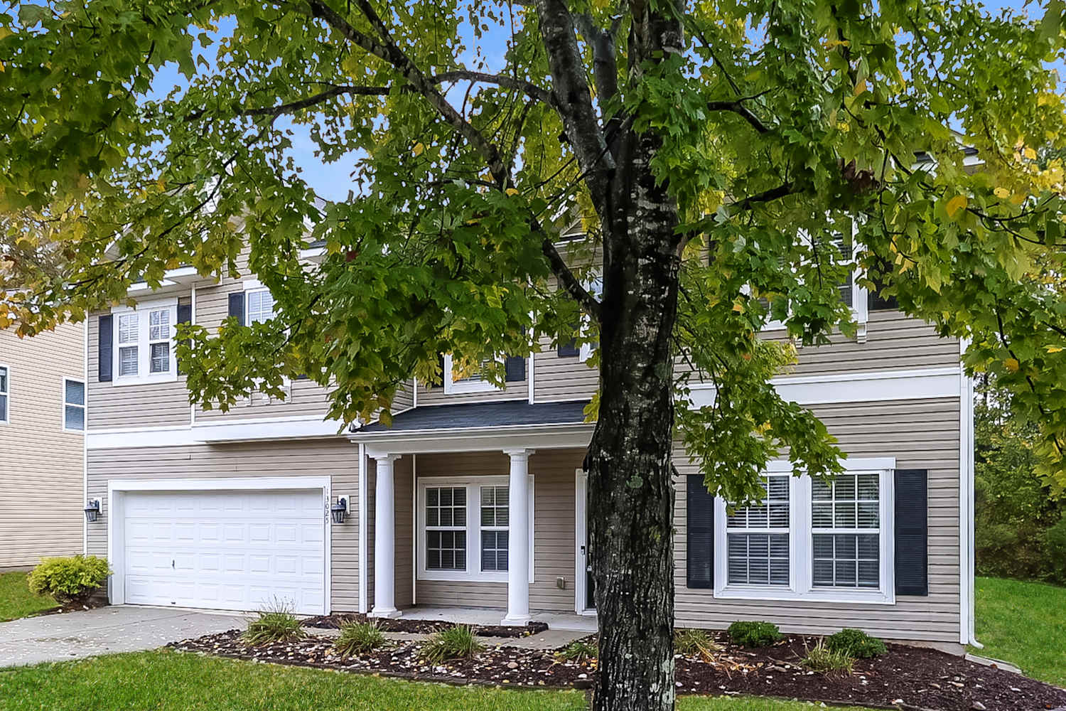 13025 Blaze Manor Ln photo 4