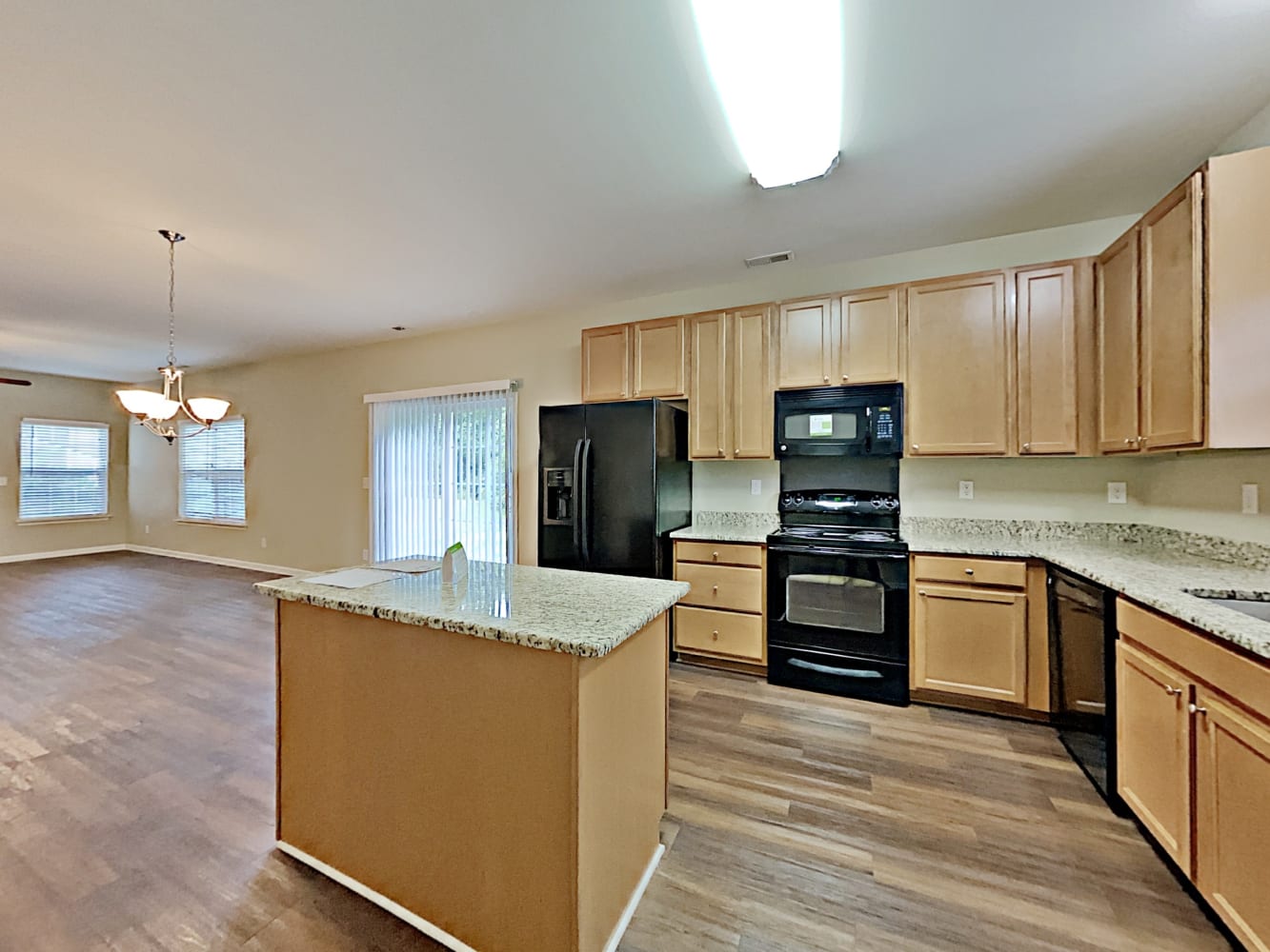 2011 Cornflower Ln photo 5