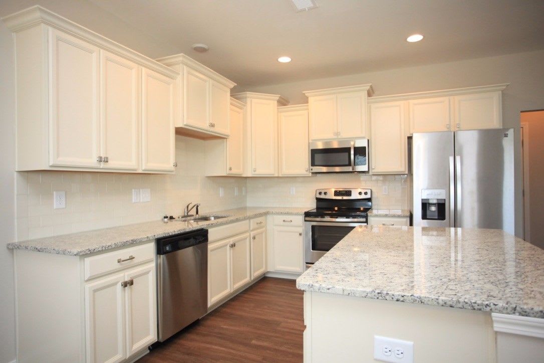 5326 Roberta Crossing Dr photo 4