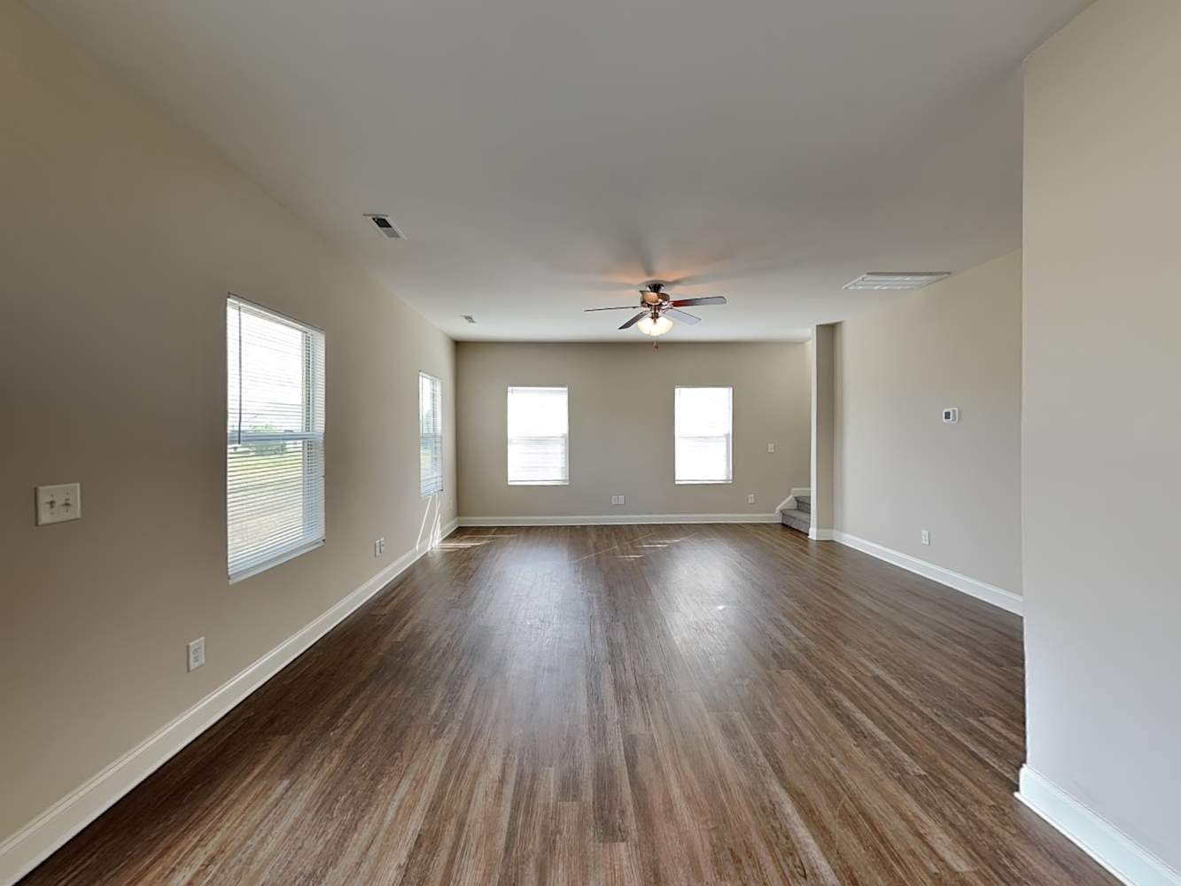 5355 Roberta Crossing Dr photo 4