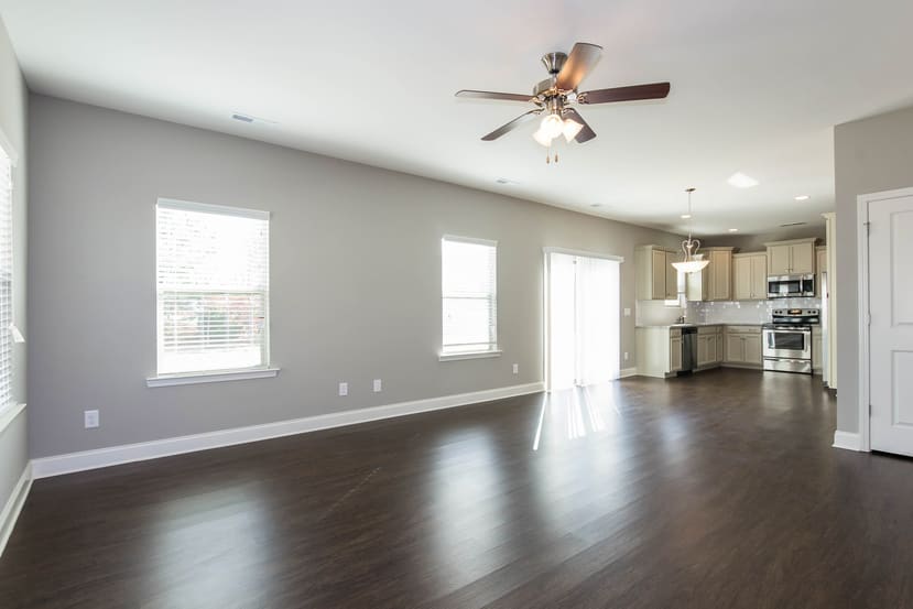 5318 Roberta Crossing Dr photo 4