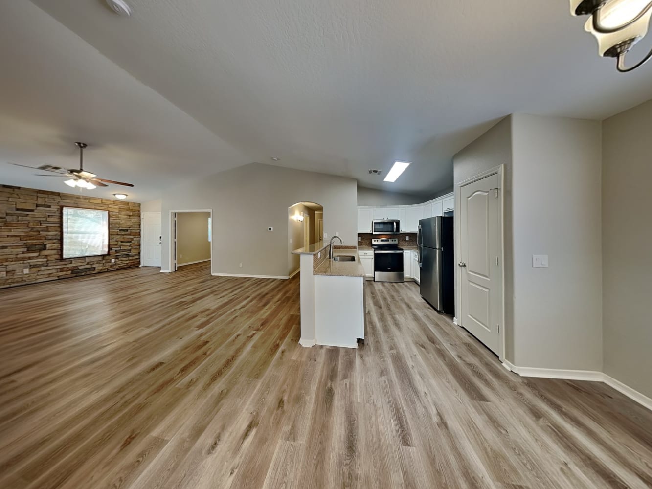 5483 S 236Th Avenue photo 5