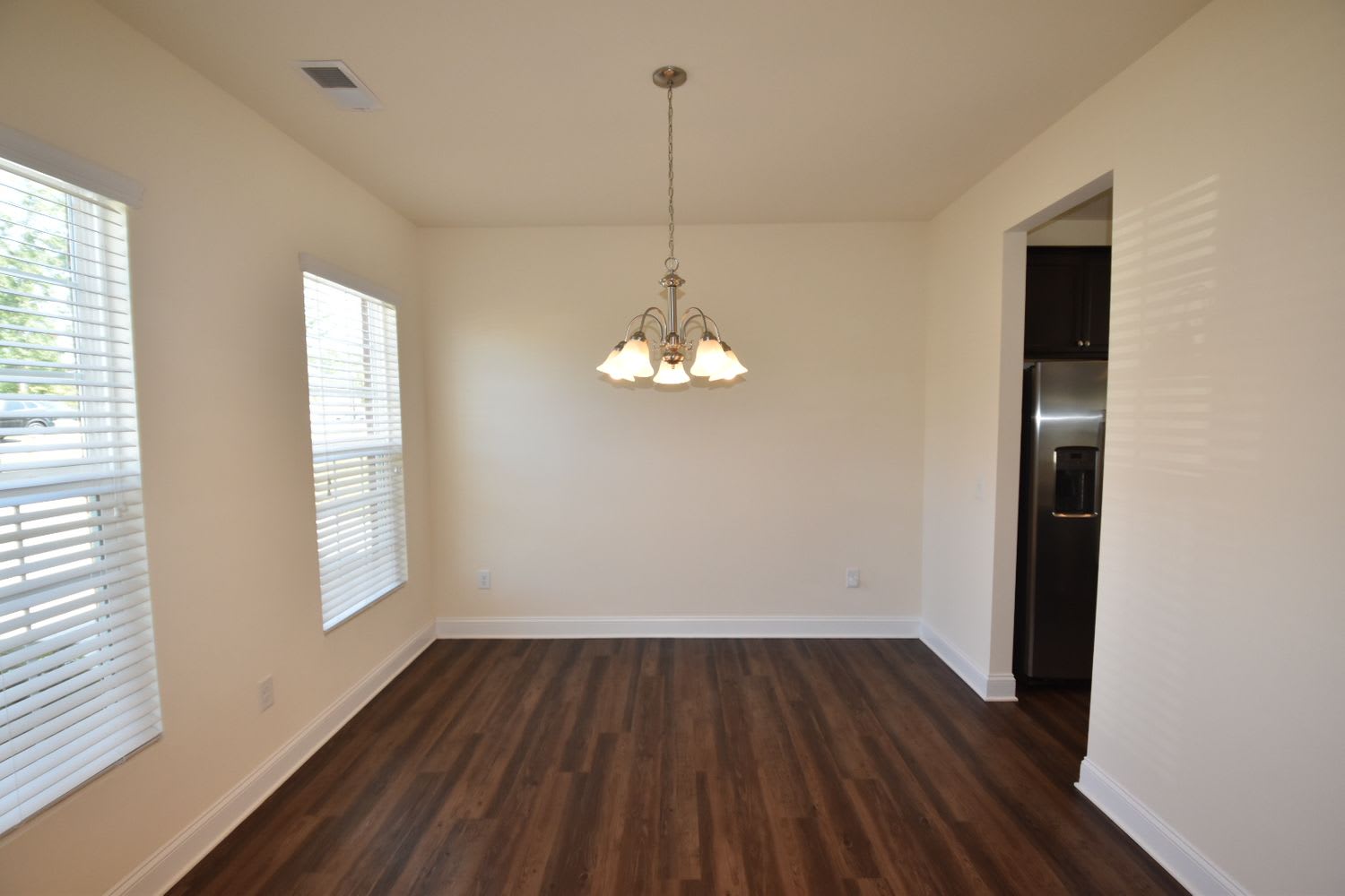 190 Sassafras Rd photo 4