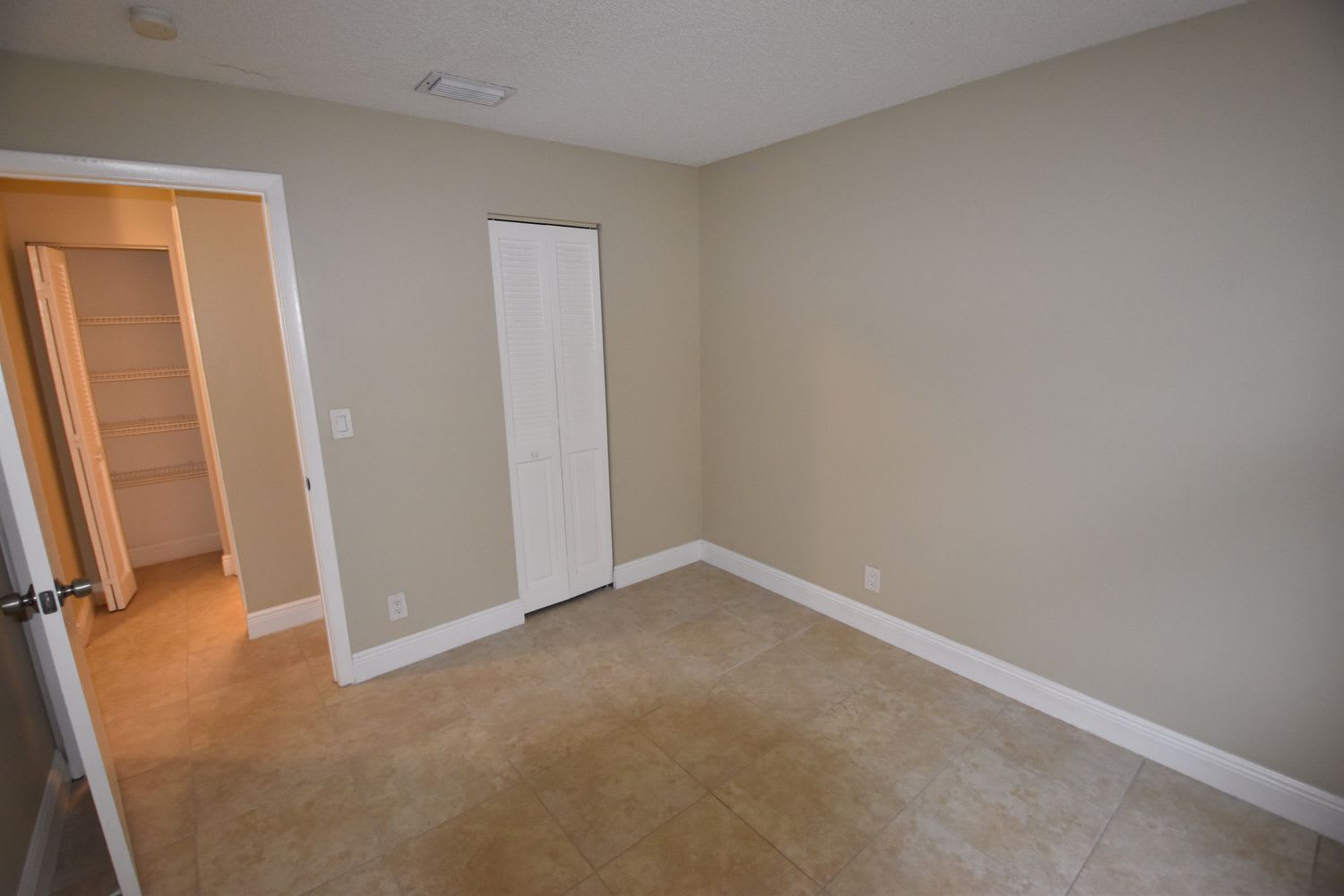 6098 Westfall Rd photo 5