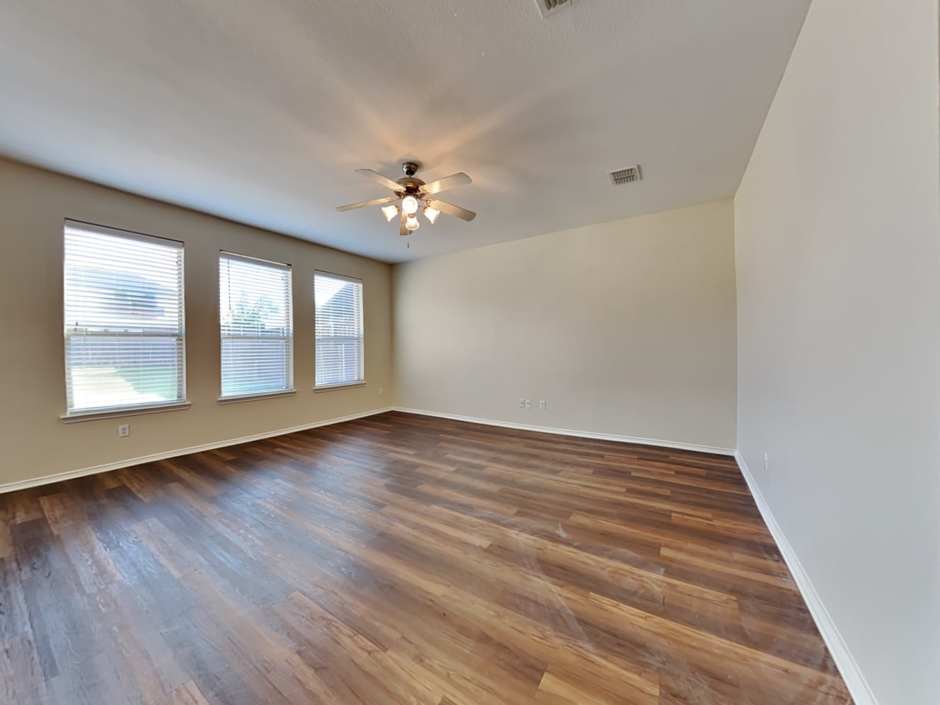 12412 Sunrise Dr photo 4