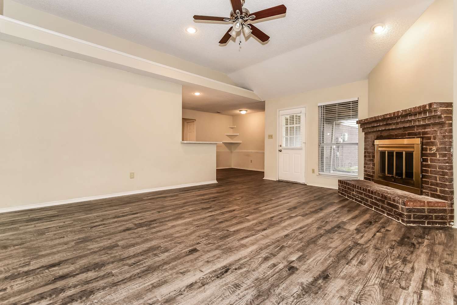 2600 Trumpet Dr photo 5