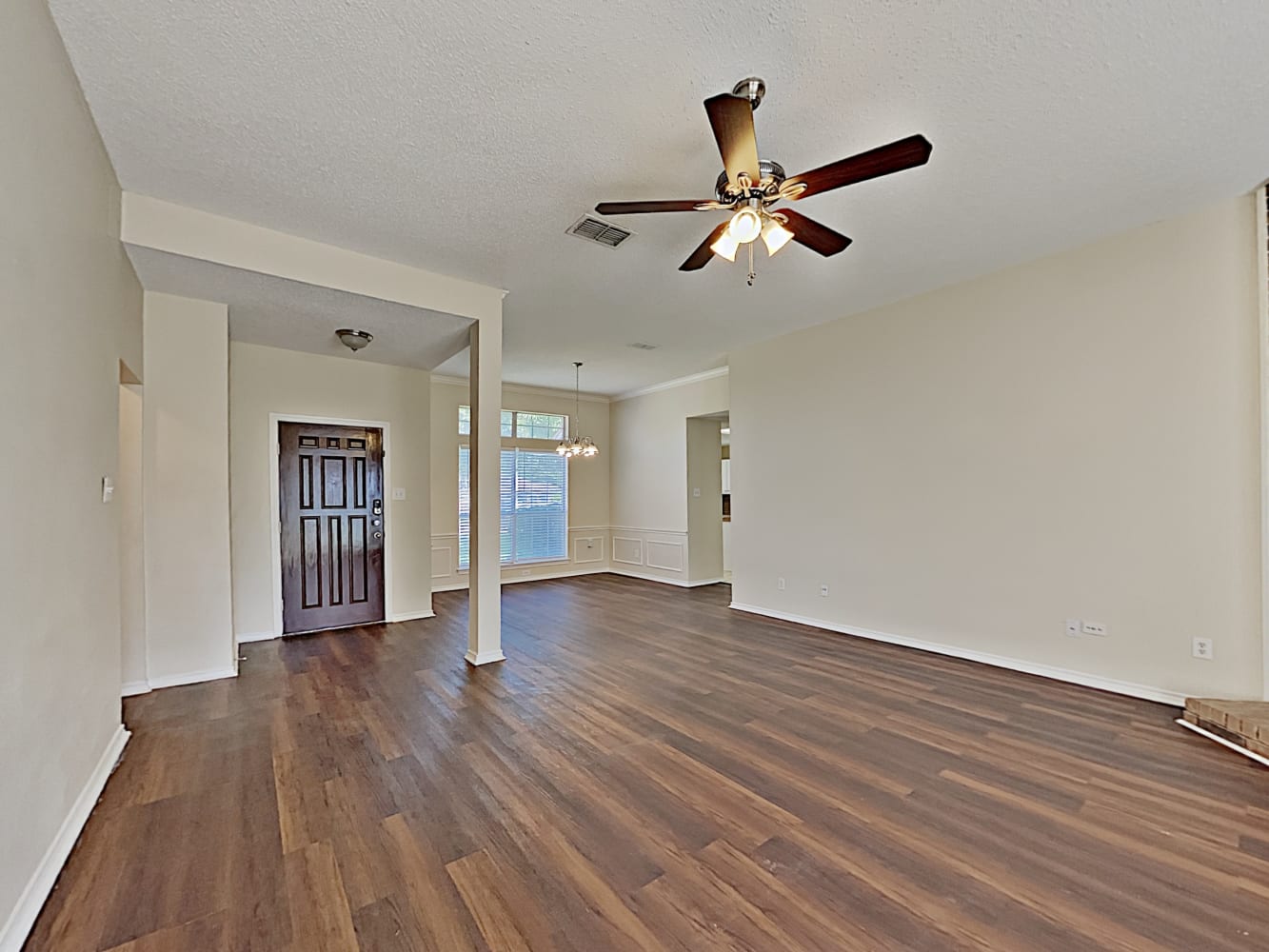 7109 Oakview Ct photo 4