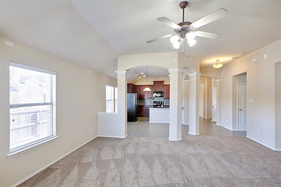 5000 Blackwood Dr photo 3
