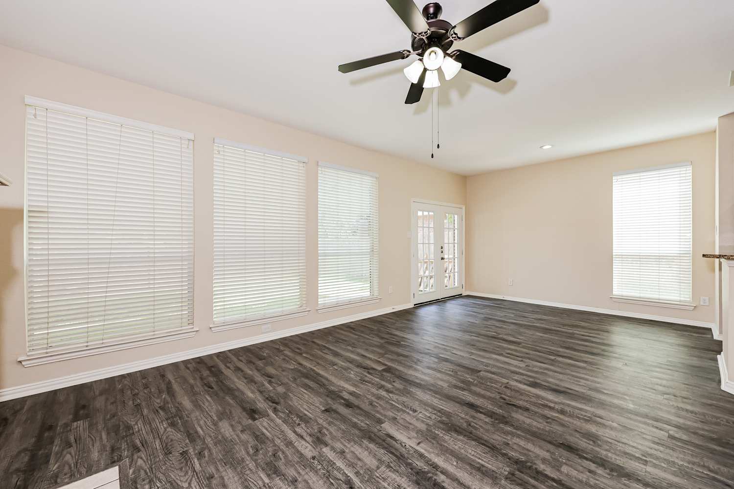 11732 Latania Ln photo 4