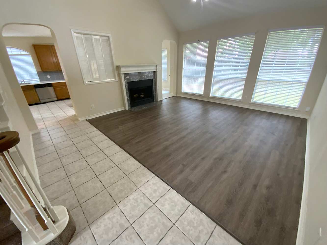 6120 Pinwood Cir photo 4