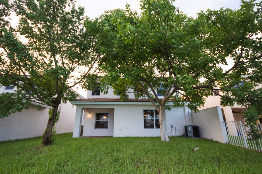 6117 Adriatic Way photo 5