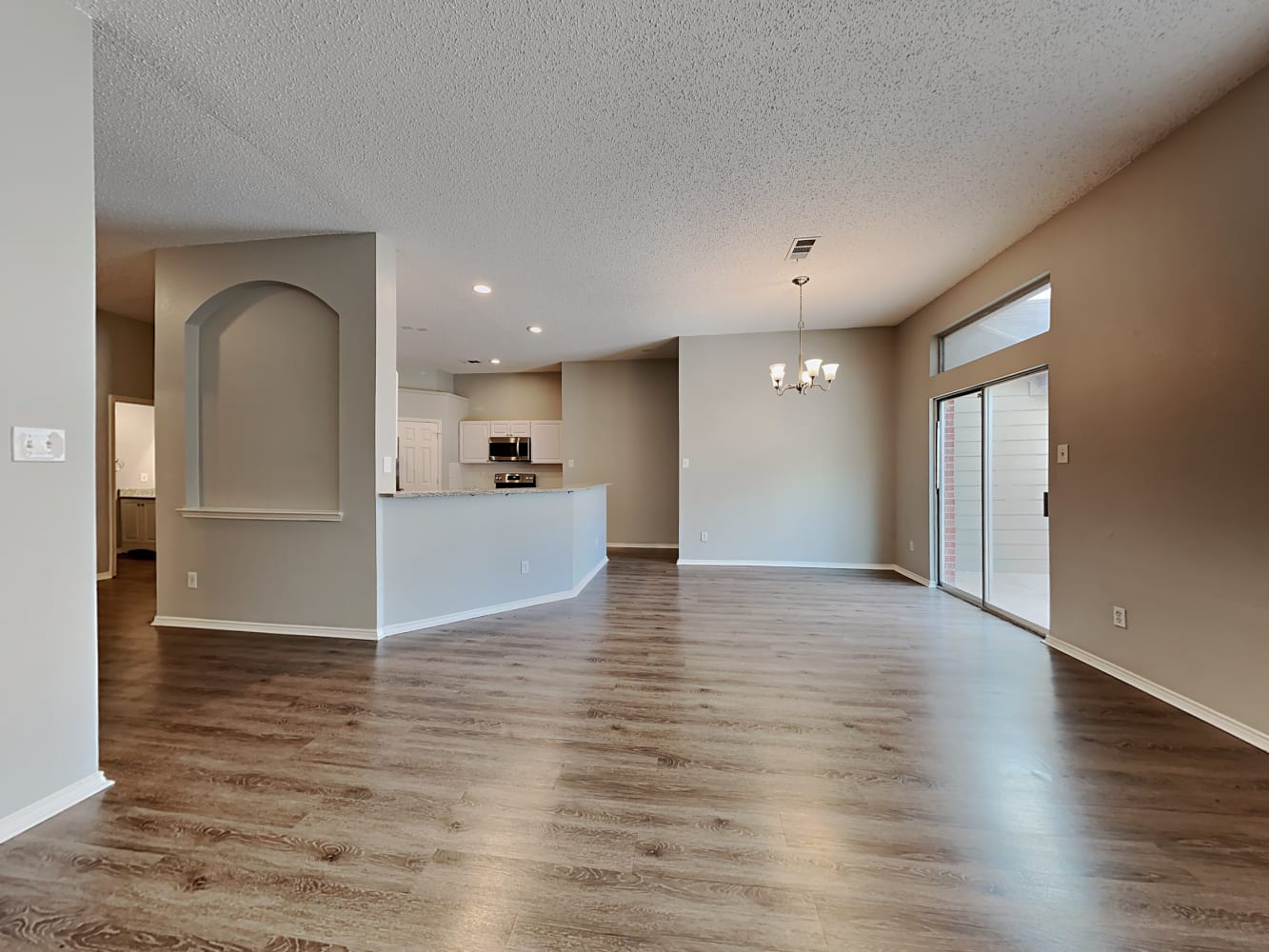 621 Magnolia Trl photo 5