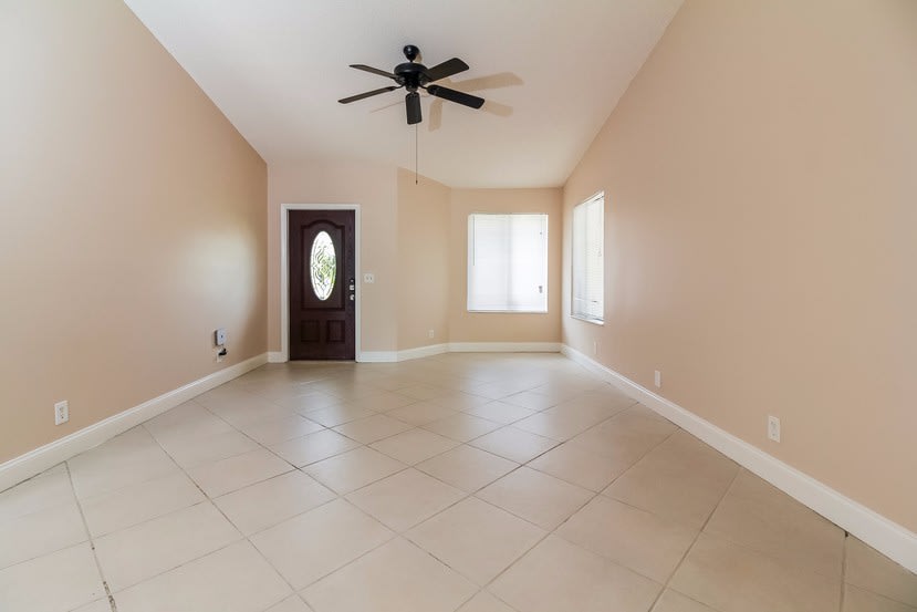 6232 Country Fair Cir photo 2