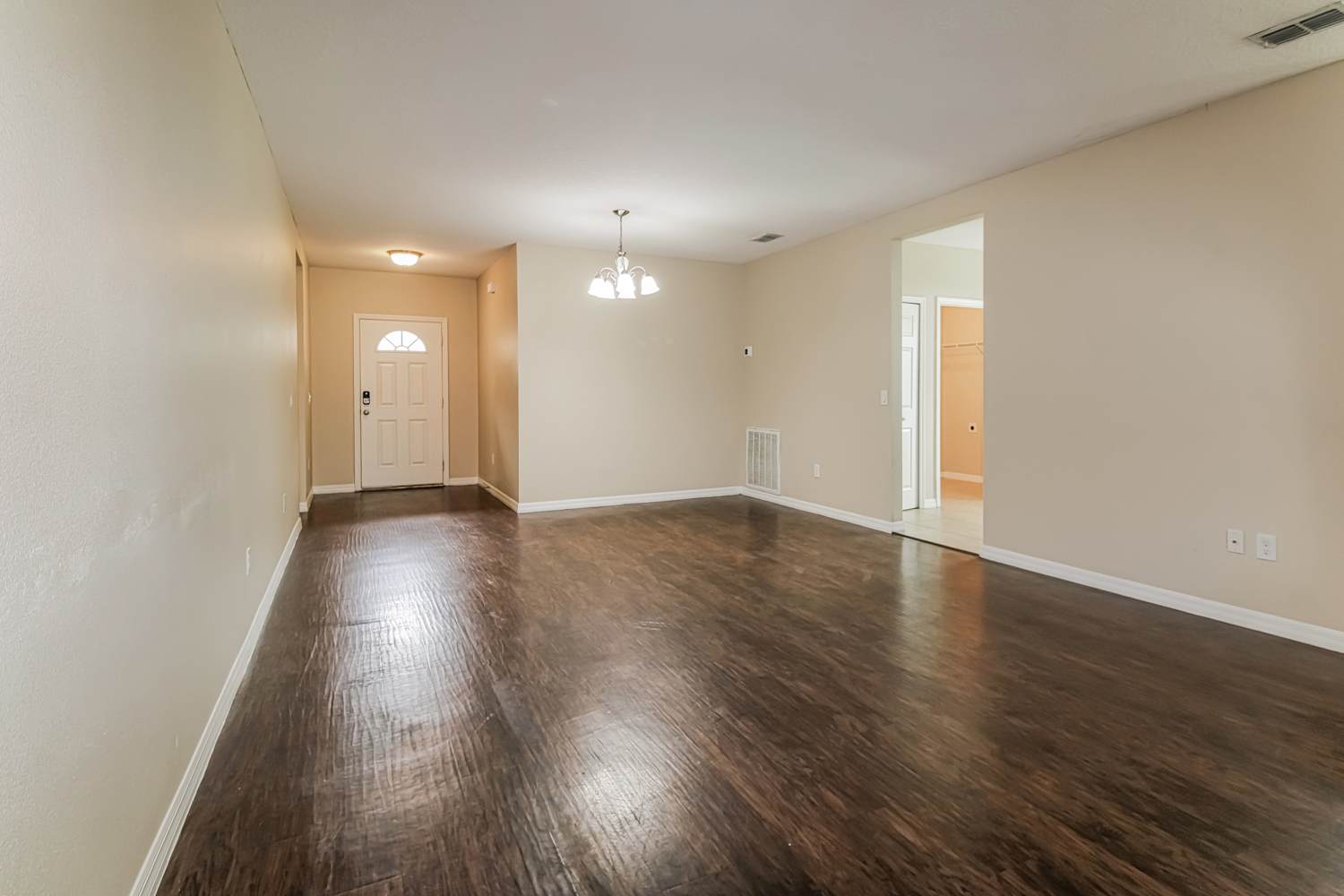 6233 Radford St photo 3