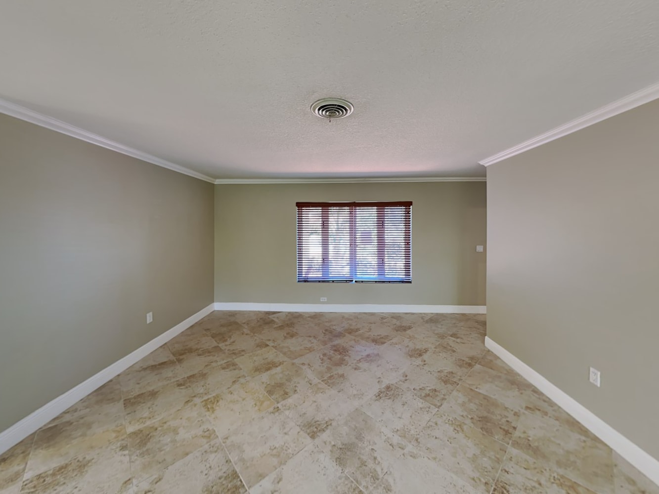 900 W Camino Real photo 5