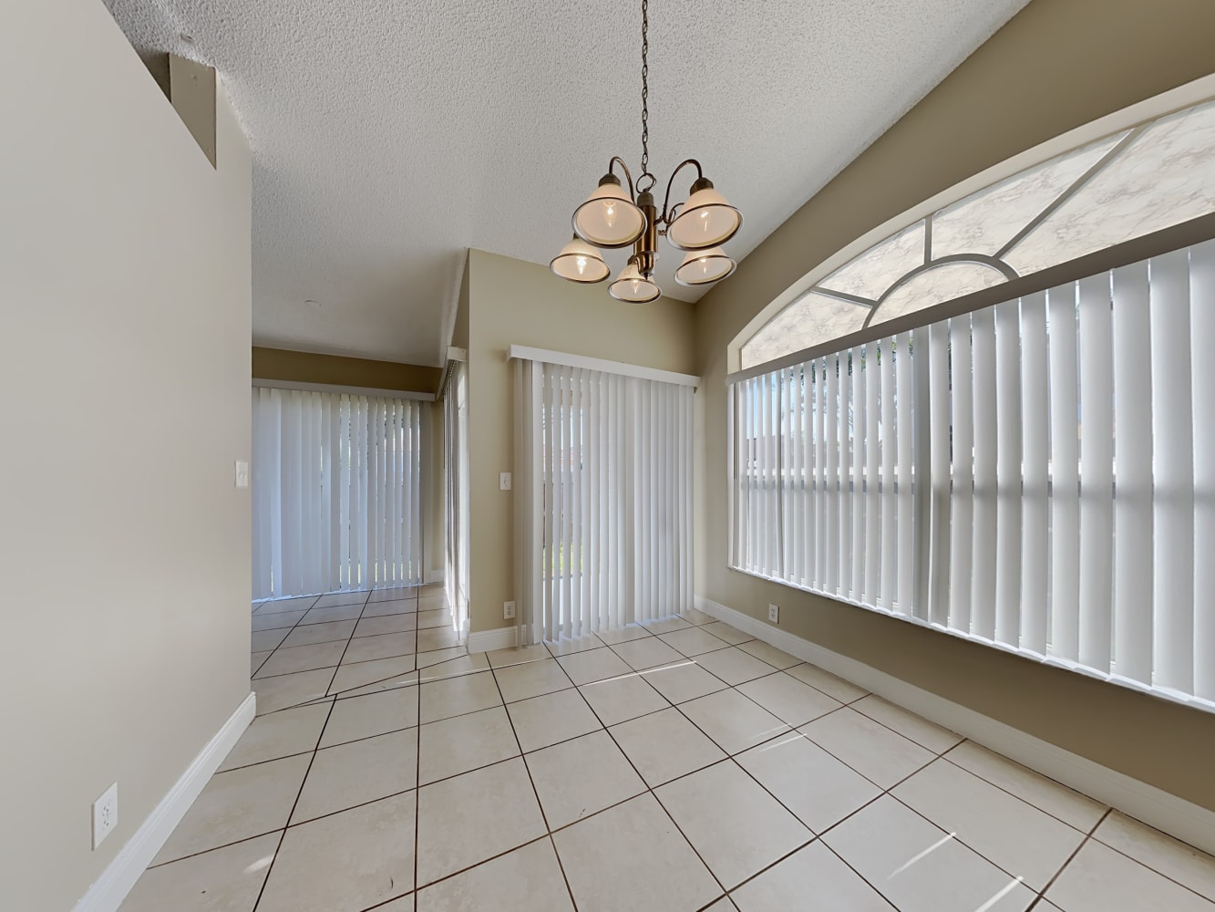 8103 SW 157th Pl photo 5
