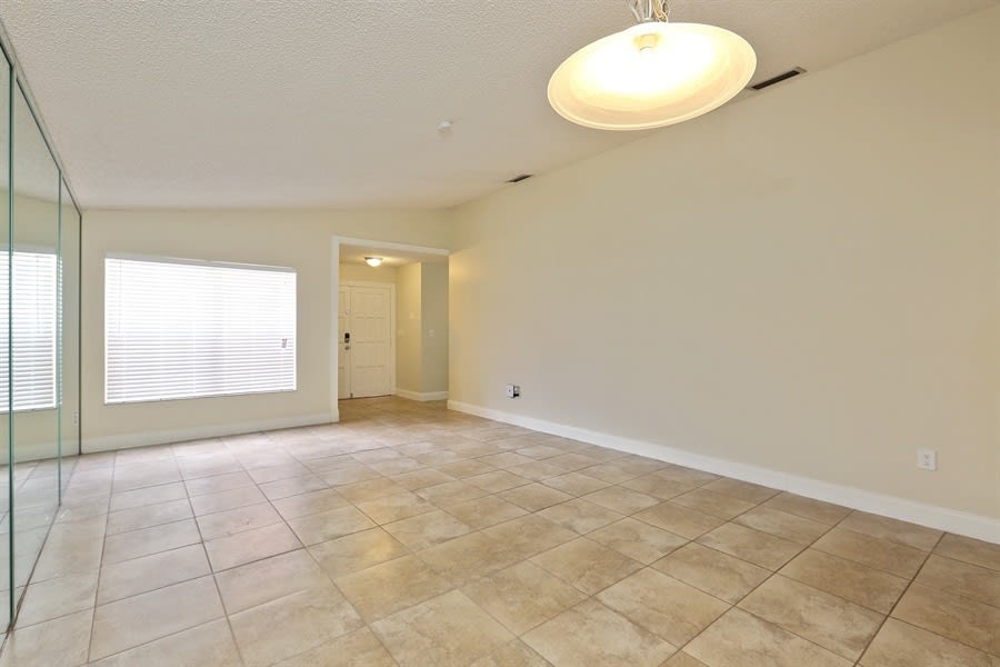11255 SW 143rd Ct photo 3