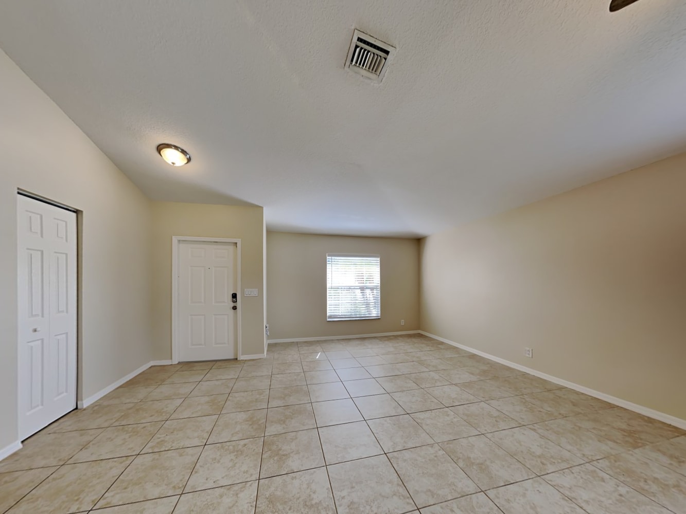 1389 SW Prairie Cir photo 3