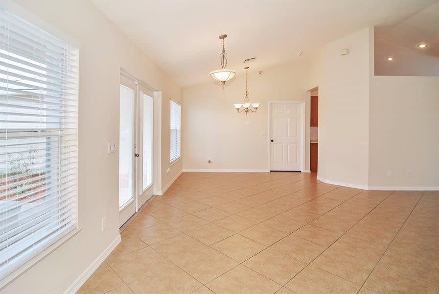 3597 SW Ronald St photo 3