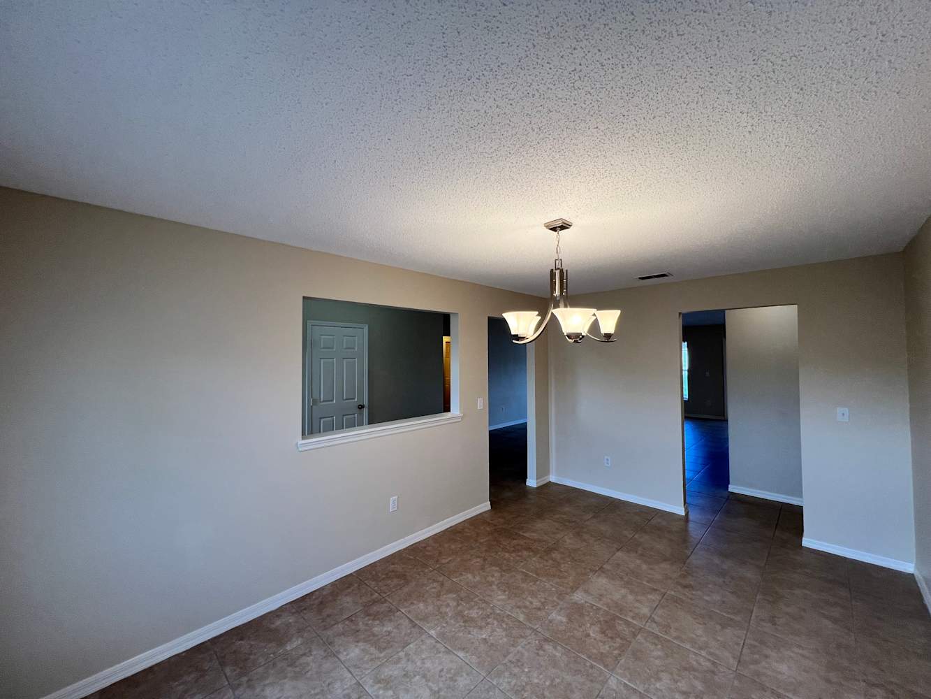 1613 SW California Blvd photo 4