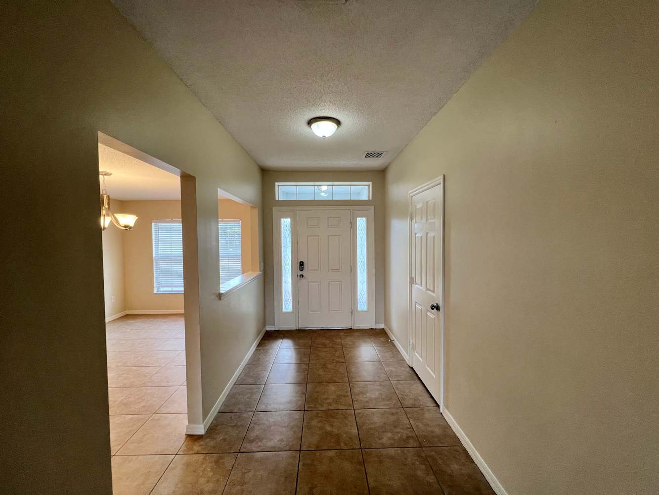 1613 SW California Blvd photo 2