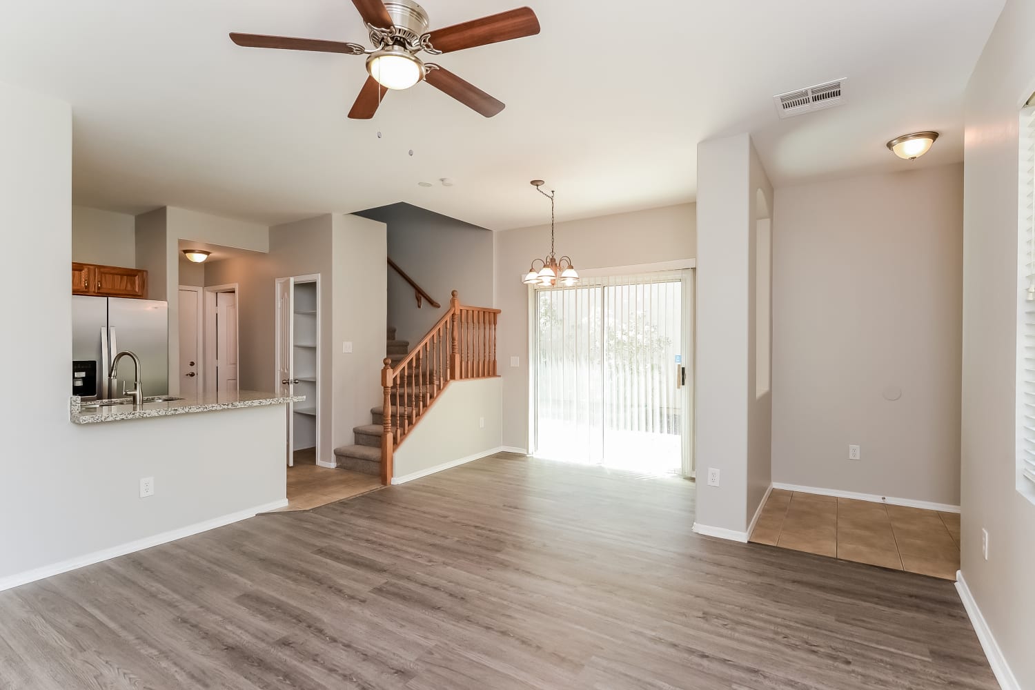 1538 S Avocet Street photo 4