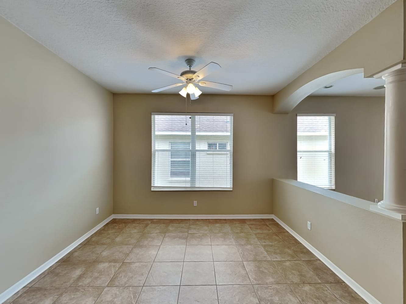 1652 Bonita Bluff Ct photo 3