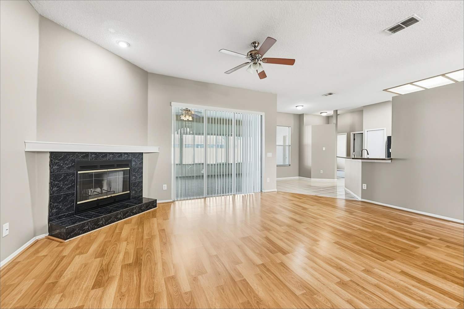 28141 Brokenmead Path photo 4