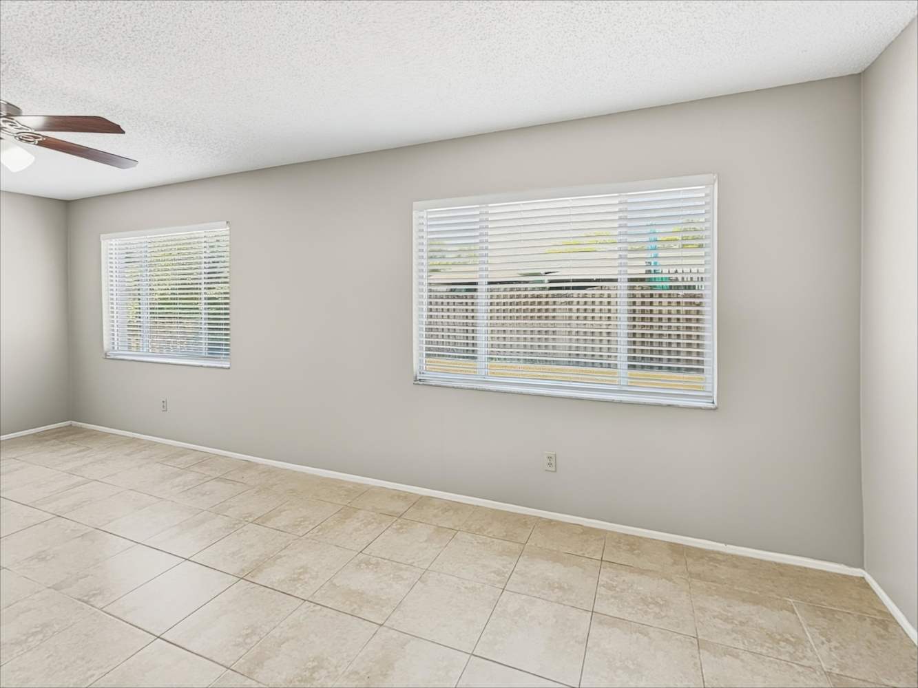 4205 Gray Squirrel Ln photo 5