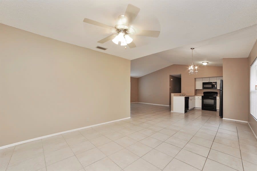 4700 Cortez Way S photo 5