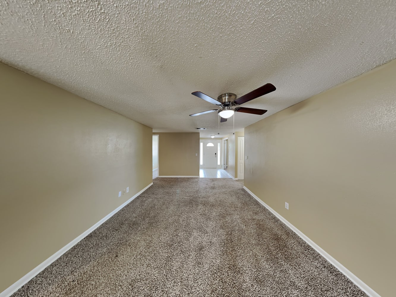 2808 Cedaridge Dr photo 4