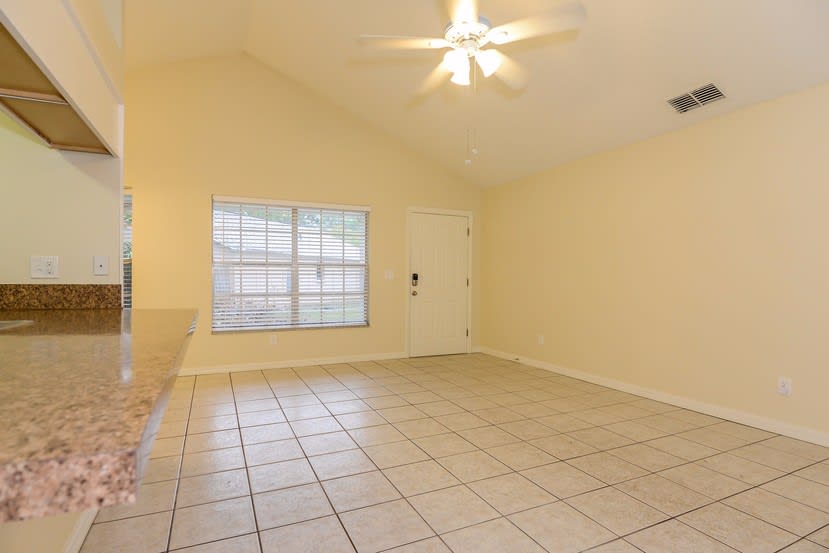 3764 Carmichael Ct photo 2