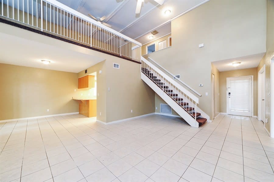 14727 Daybreak Dr photo 3