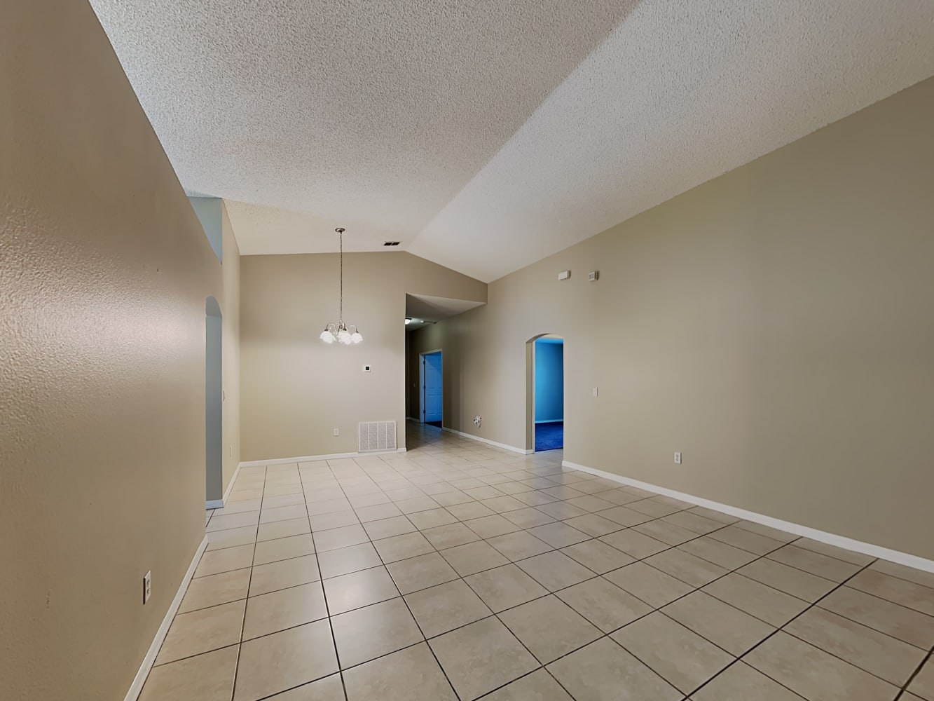110 China Berry Cir photo 3