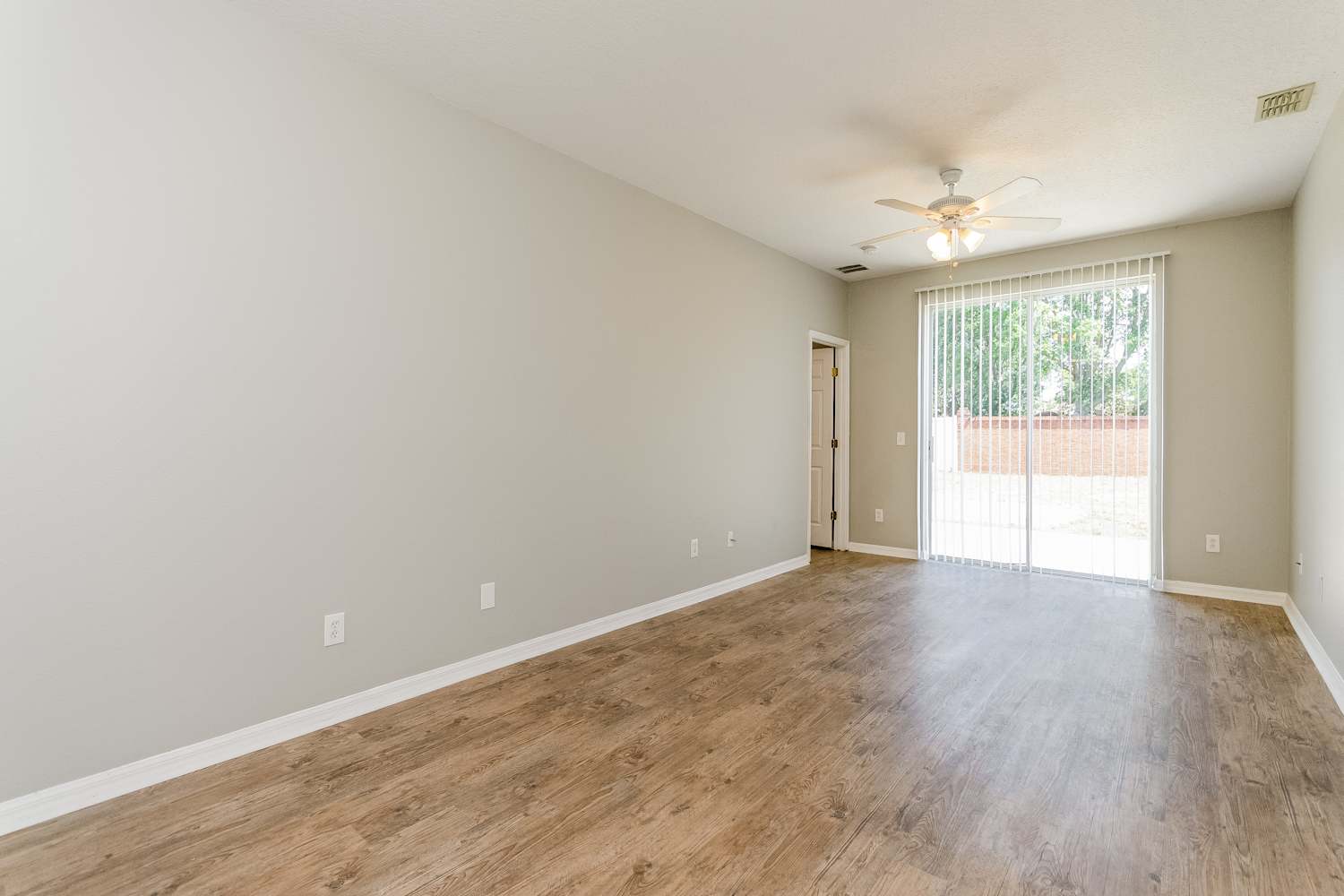 507 Madina Cir photo 4