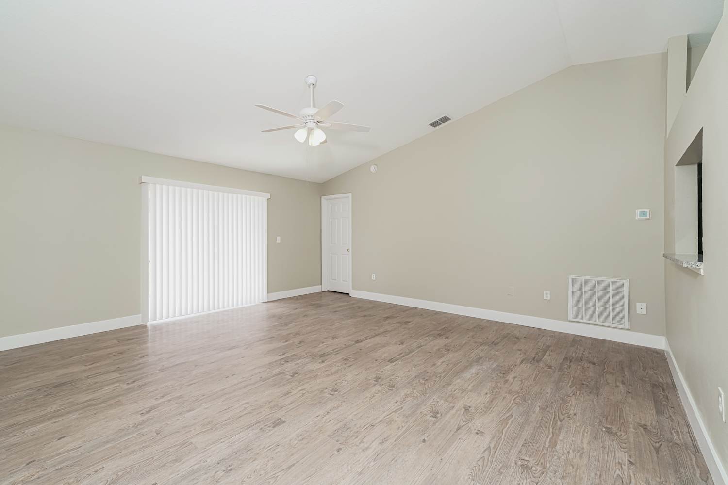 5717 Daughtery Downs Loop photo 4