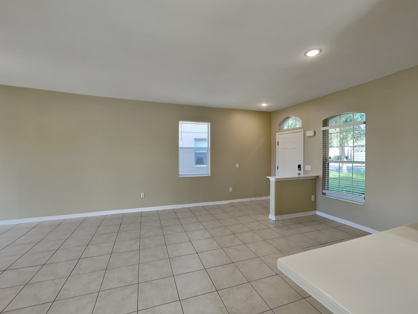 10211 41st Ct E photo 5