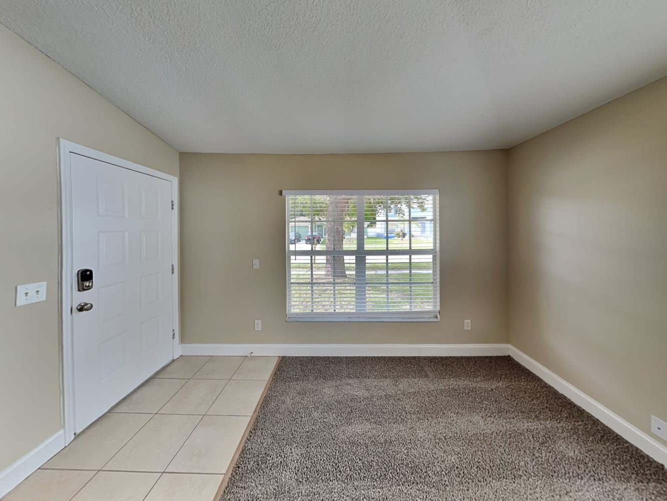 13521 Prestwick Dr photo 3
