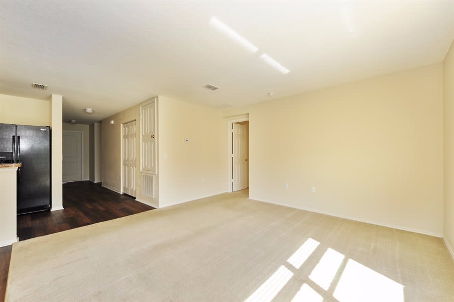 7315 Tangle Bend Dr photo 4