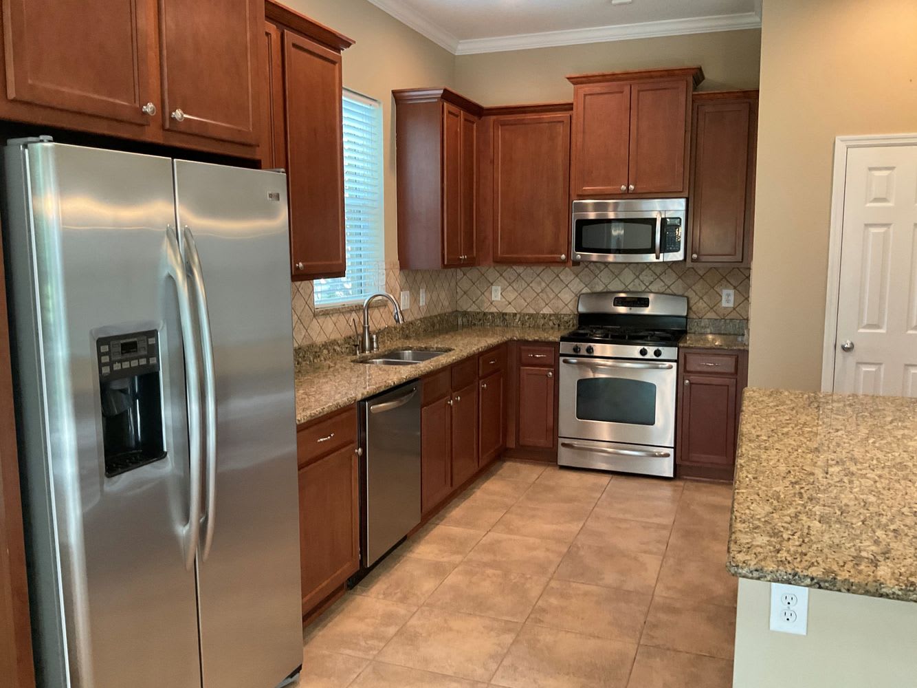 15846 Starling Water Dr photo 5