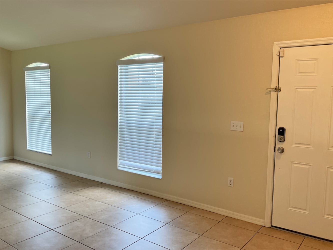 5700 Fischer Dr photo 5
