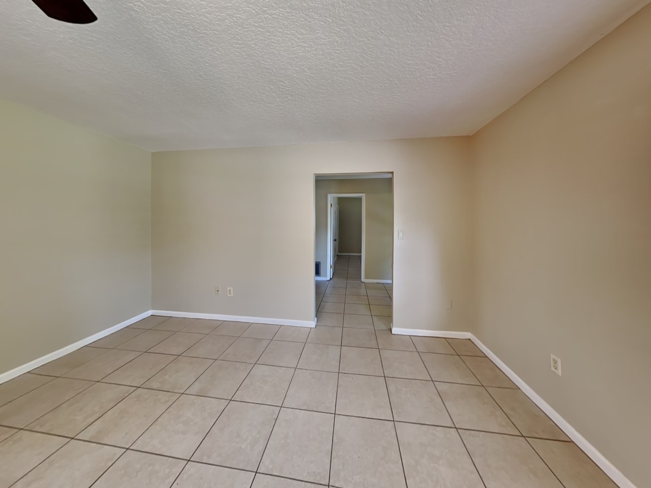 1715 Staunton Ave photo 3