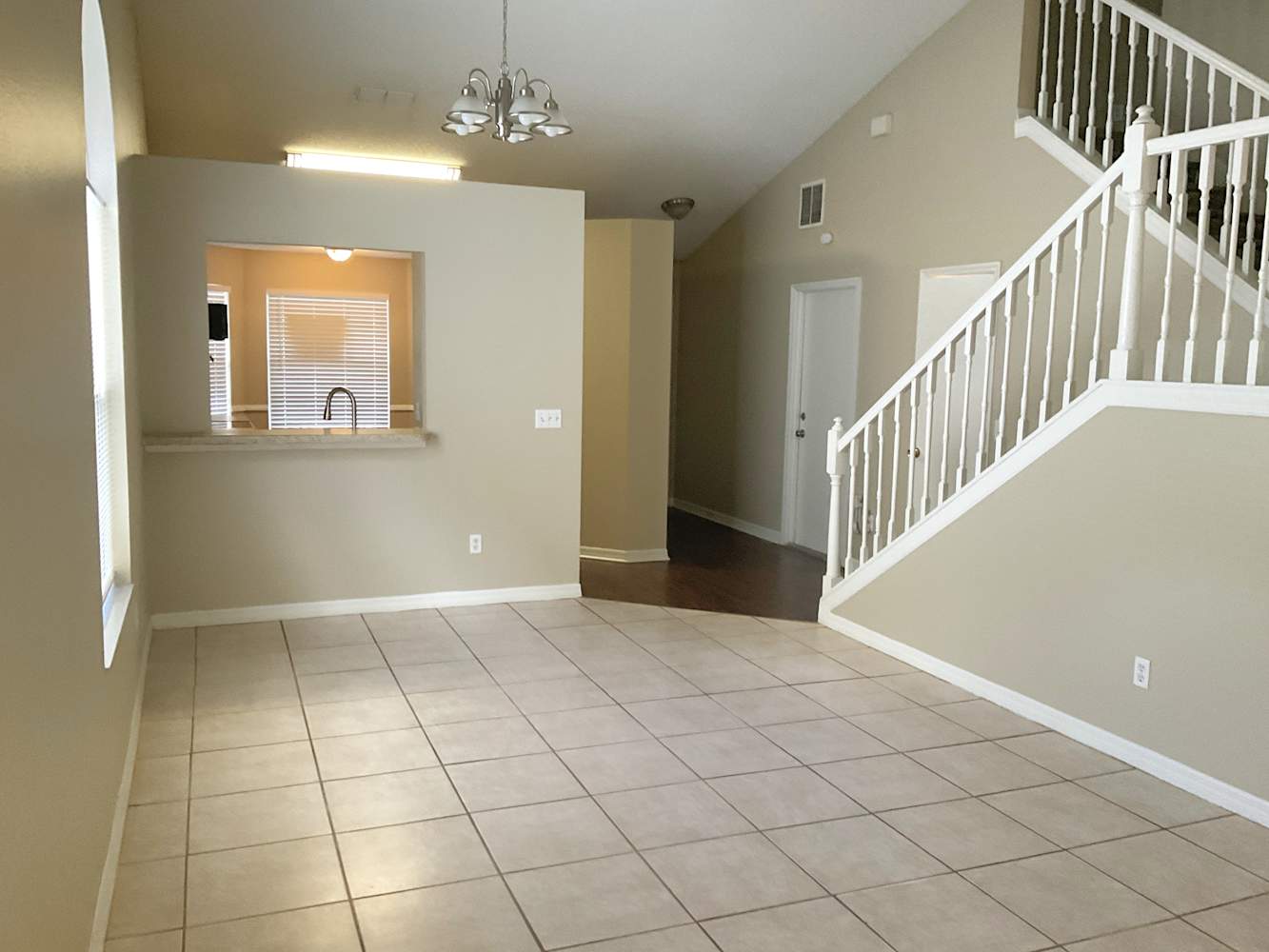 6732 Brittany Chase Ct photo 4